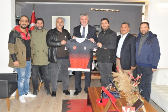 Özerspor'dan Başkan Gerenli'ye teşekkür!