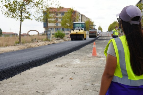 Özgürlük Caddesi’nde aralıksız çalışma