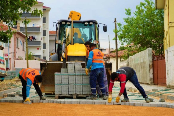 Kurbağalı Sokak’ta parke taşı çalışması